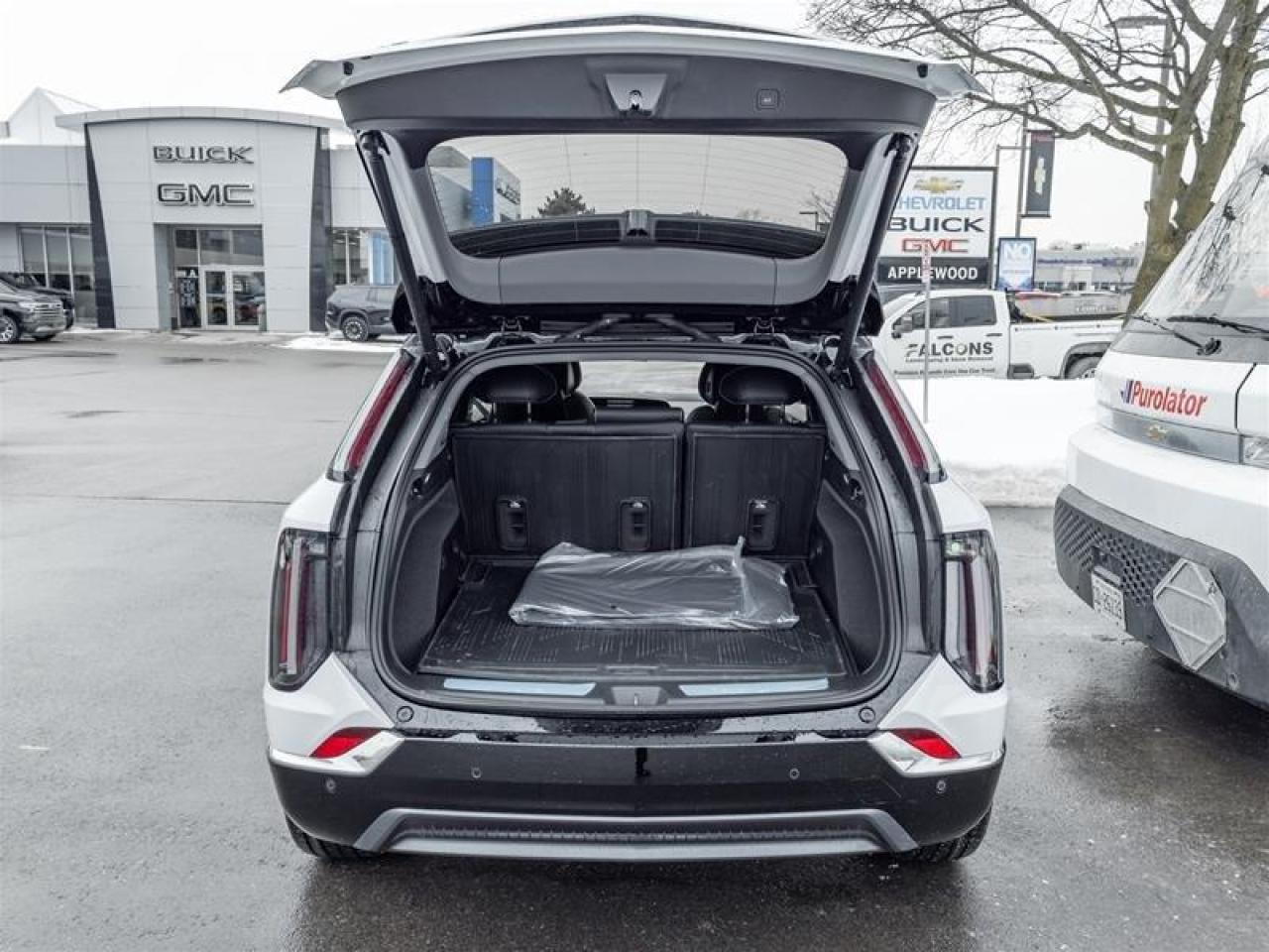 2026 Cadillac OPTIQ Luxury 4dr Photo