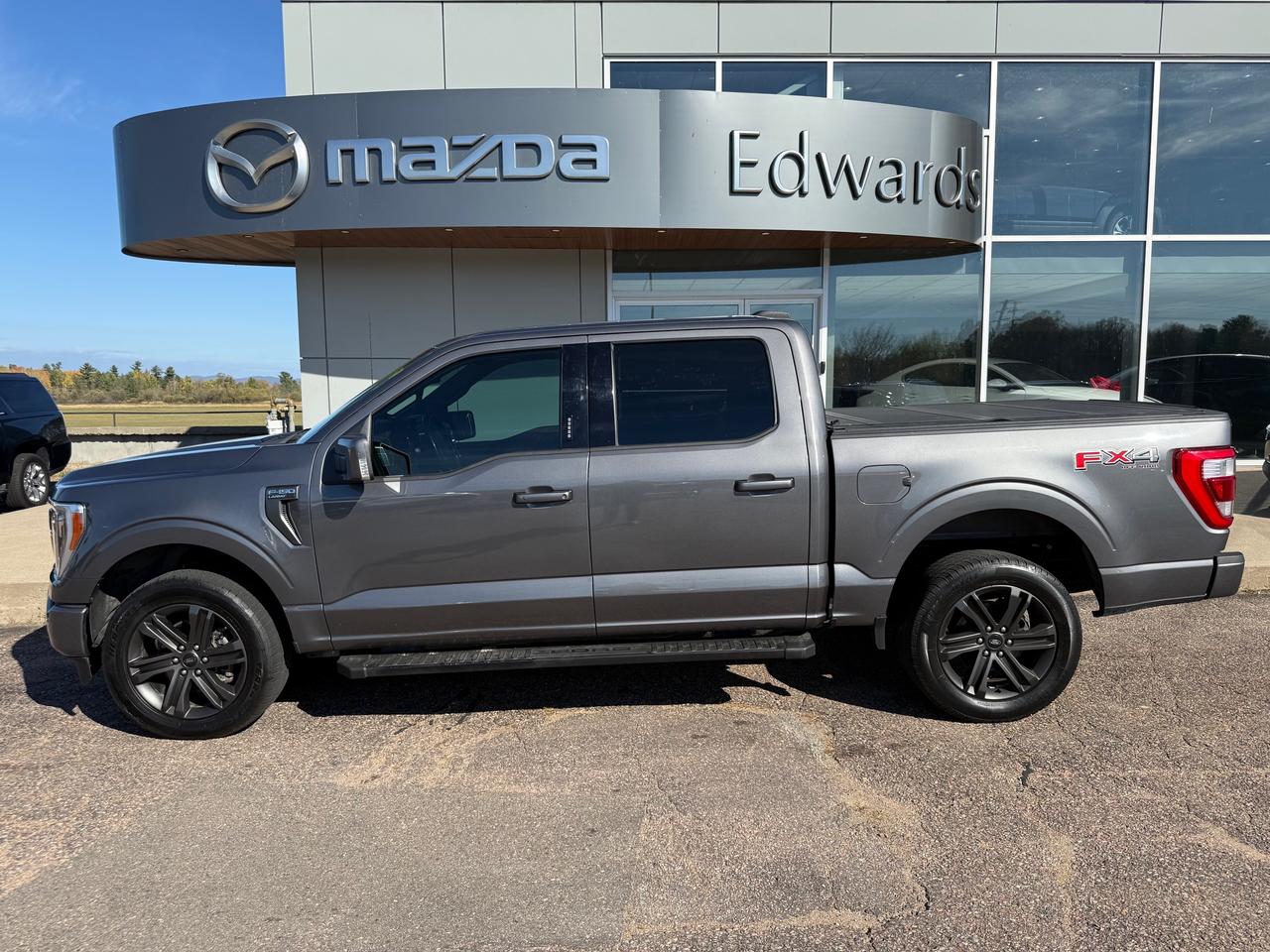 Used 2022 Ford F-150 Lariat 4x4 SuperCrew Cab 5.5 ft. box 145 in. WB for sale in Pembroke, ON