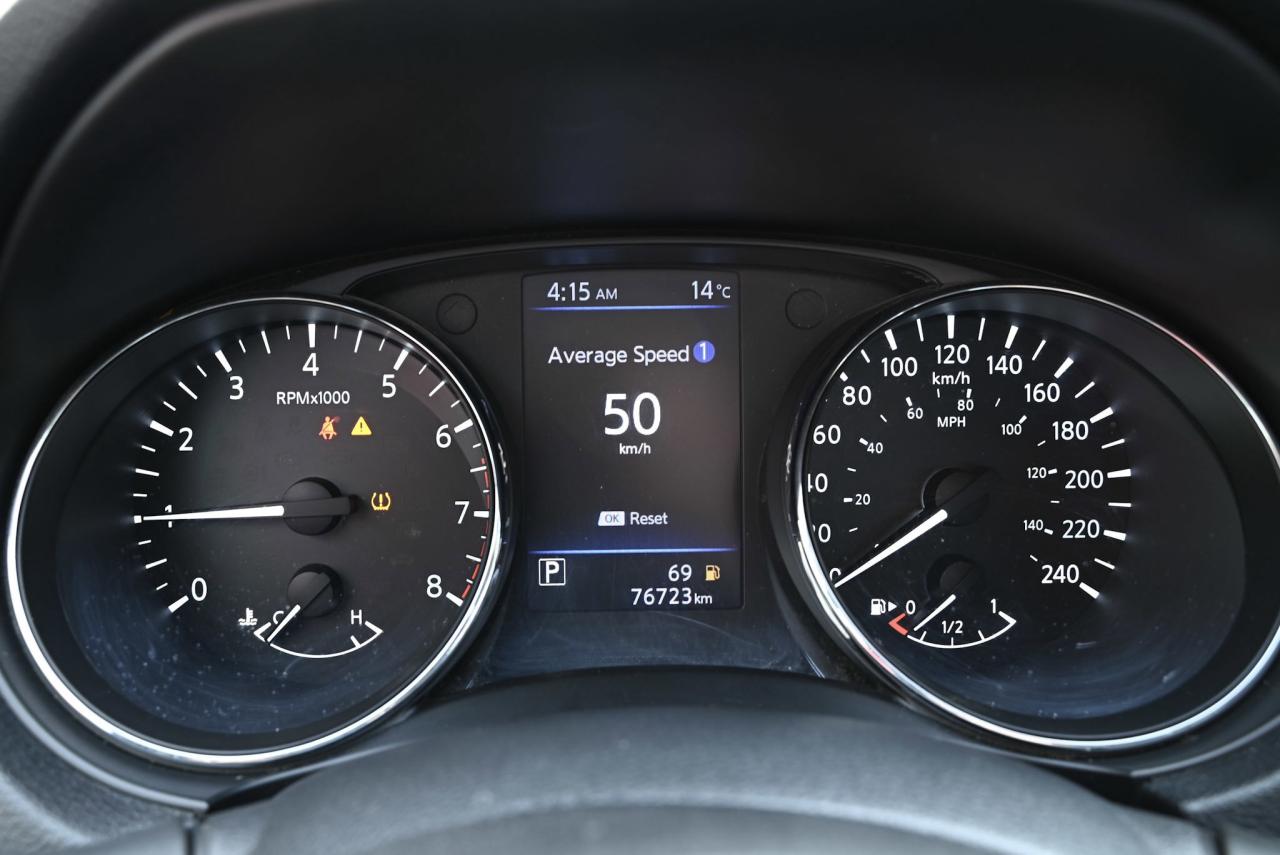 2018 Nissan Rogue 1-OWNER SUV/ LOW KILO/ SERVICE HISTORY Photo