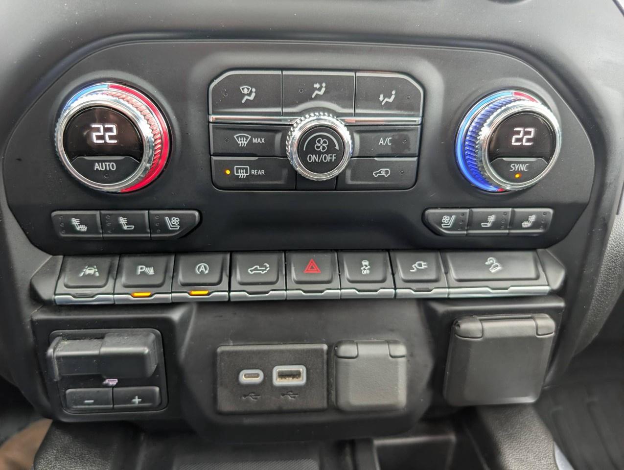 2022 GMC Sierra 1500 Limited Crew Cab Short Box 4-Wheel Drive SLT Photo