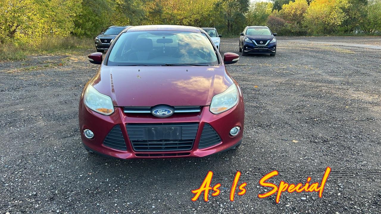 2014 Ford Focus SE 4DR SEDAN Photo0