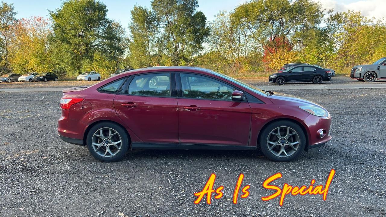 2014 Ford Focus SE 4DR SEDAN Photo