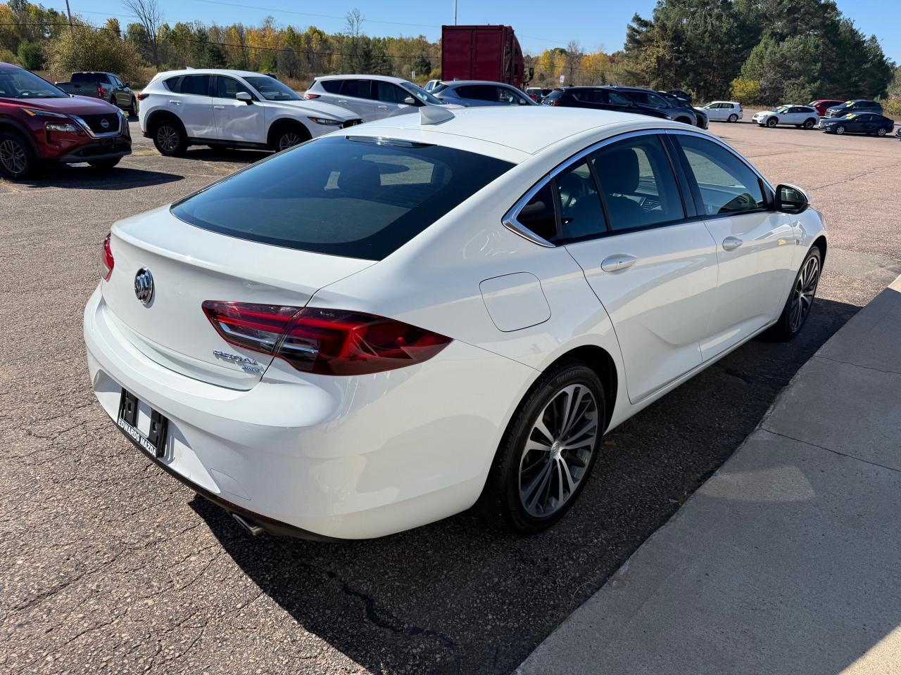 2019 Buick Regal Sportback Essence 4dr All-Wheel Drive Hatchback Photo