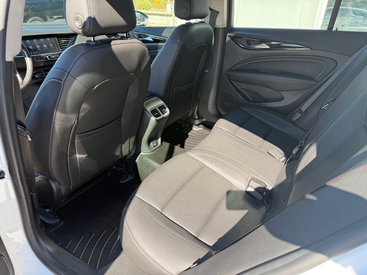 2019 Buick Regal Sportback Essence 4dr All-Wheel Drive Hatchback Photo