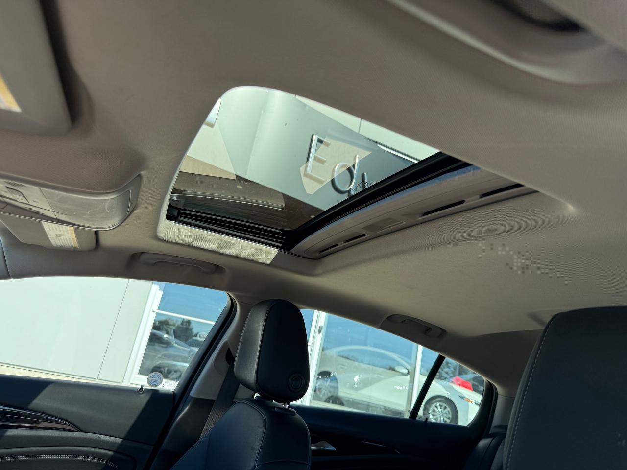 2019 Buick Regal Sportback Essence 4dr All-Wheel Drive Hatchback Photo