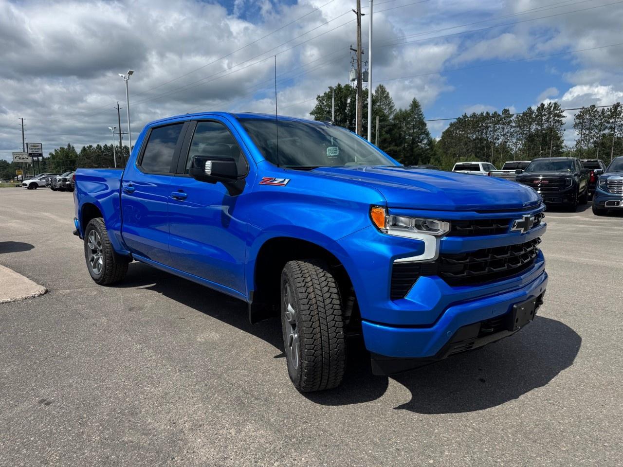 2025 Chevrolet Silverado 1500 Crew Cab Short Box 4-Wheel Drive RST Photo2