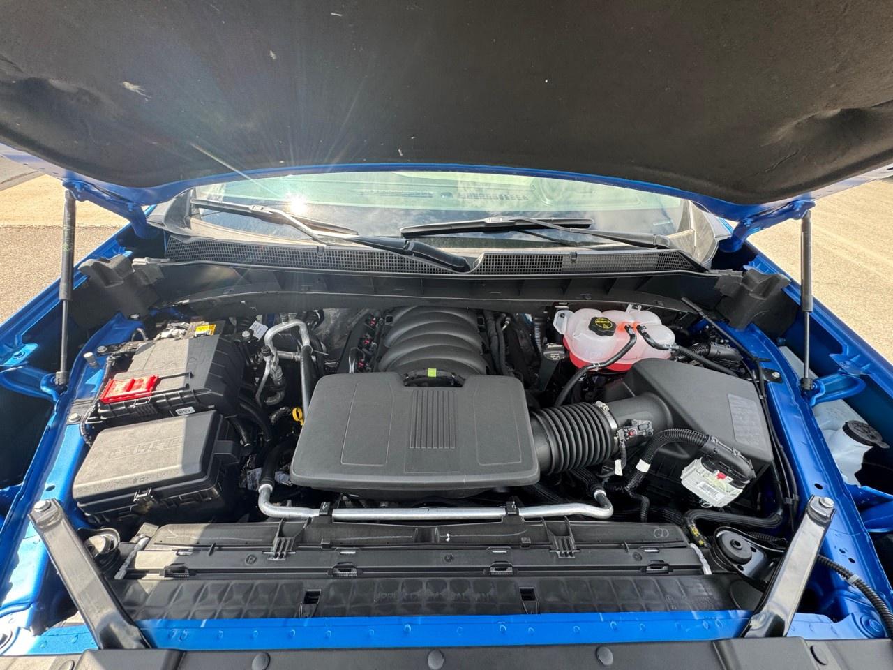 2025 Chevrolet Silverado 1500 Crew Cab Short Box 4-Wheel Drive RST Photo