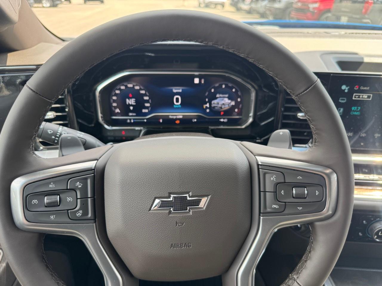 2025 Chevrolet Silverado 1500 Crew Cab Short Box 4-Wheel Drive RST Photo