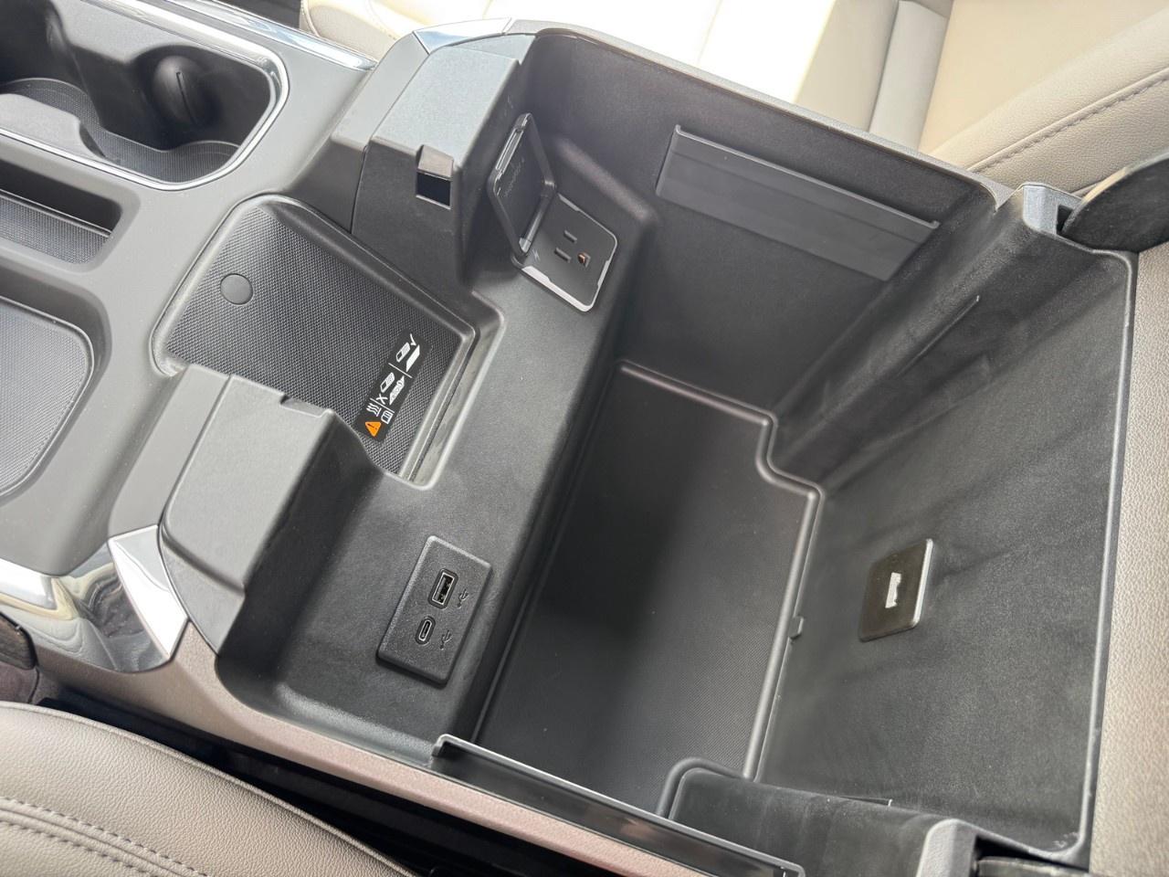 2025 Chevrolet Silverado 1500 Crew Cab Short Box 4-Wheel Drive RST Photo