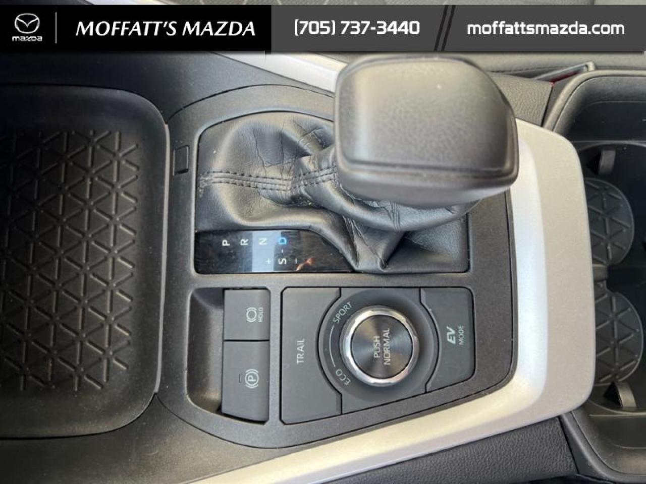 2023 Toyota RAV4 Hybrid XLE Photo