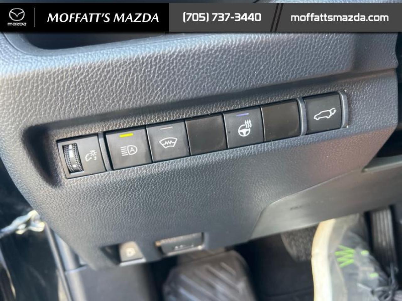 2023 Toyota RAV4 Hybrid XLE Photo