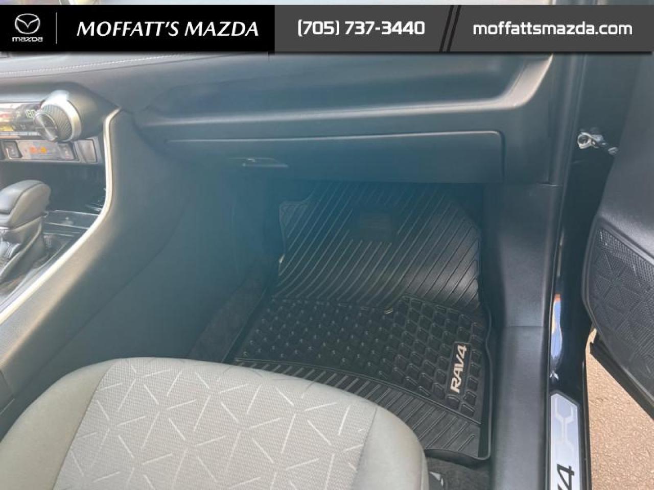 2023 Toyota RAV4 Hybrid XLE Photo