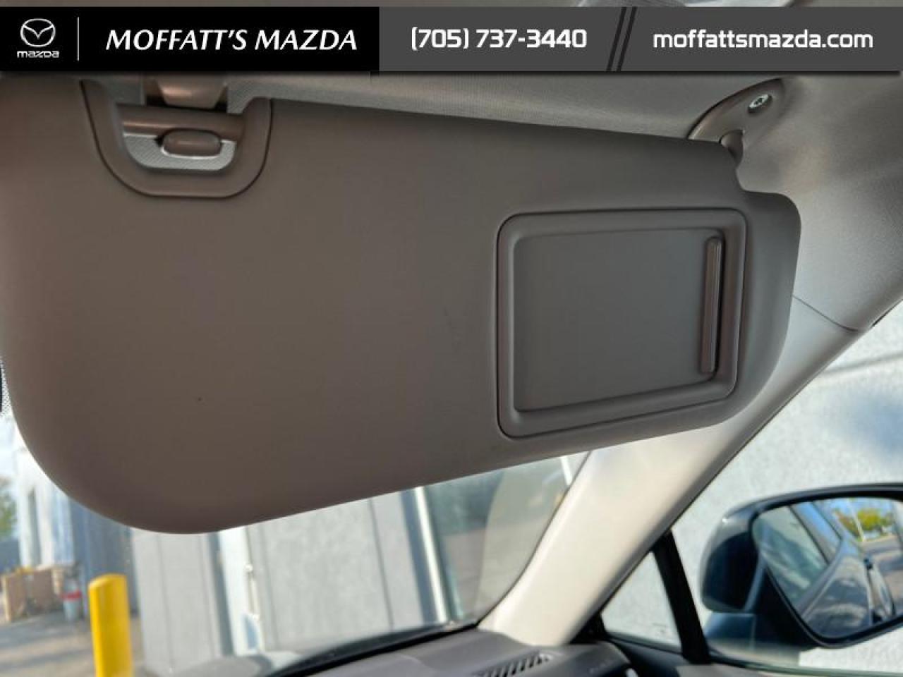 2023 Toyota RAV4 Hybrid XLE Photo