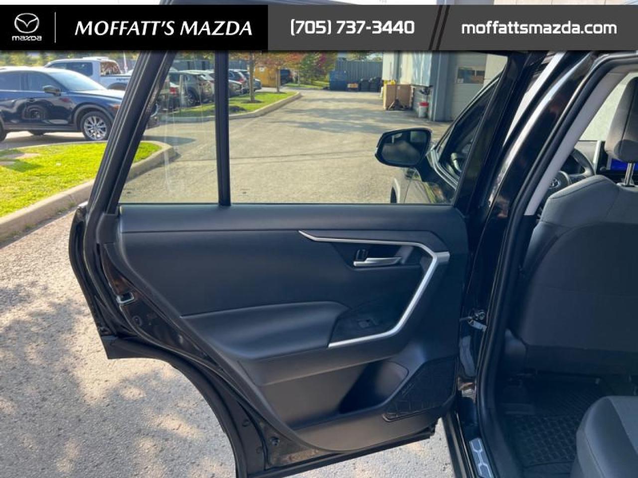 2023 Toyota RAV4 Hybrid XLE Photo