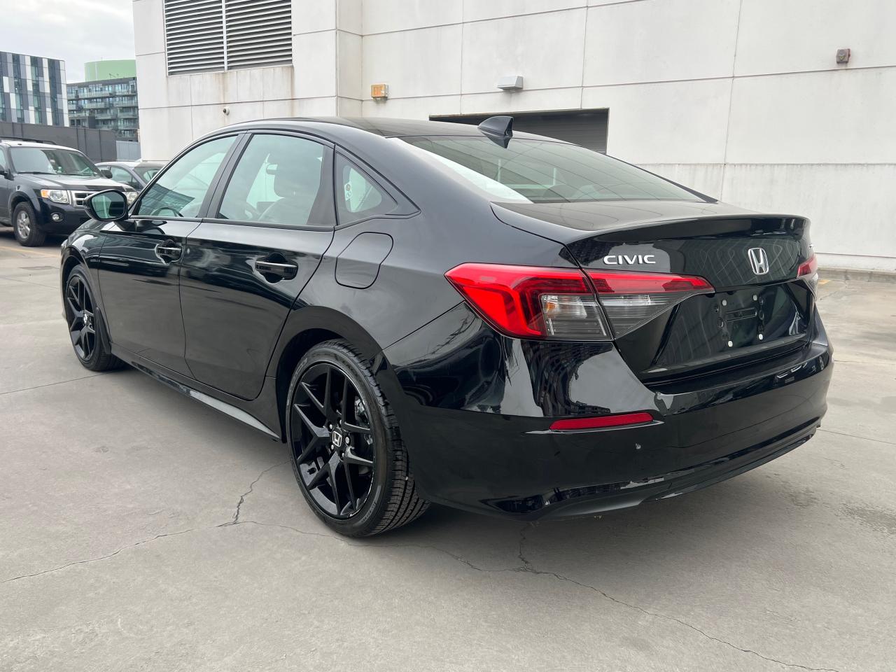 2023 Honda Civic Sport 4dr Sedan Photo4