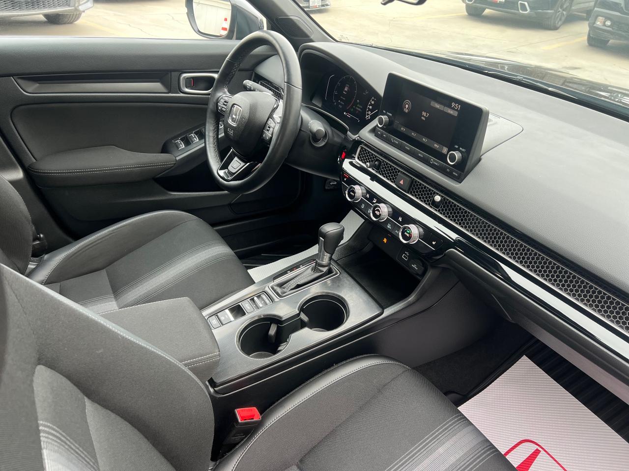 2023 Honda Civic Sport 4dr Sedan Photo