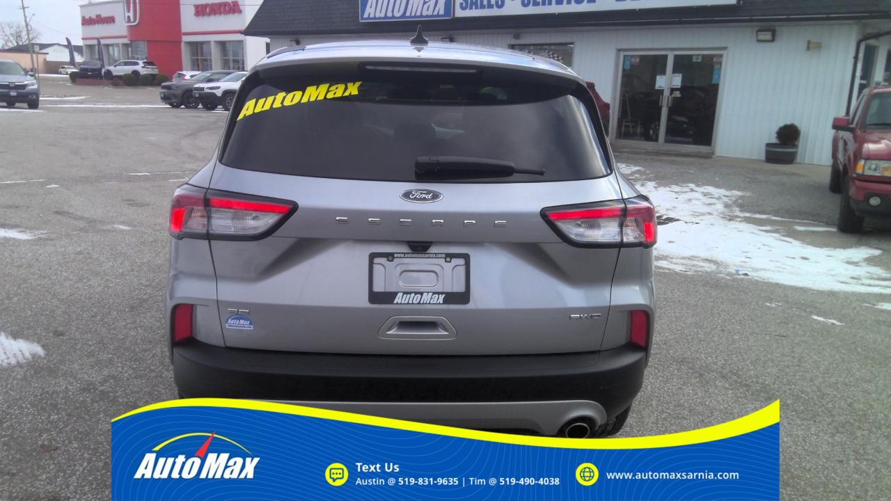 2021 Ford Escape SE 4dr All-Wheel Drive Photo