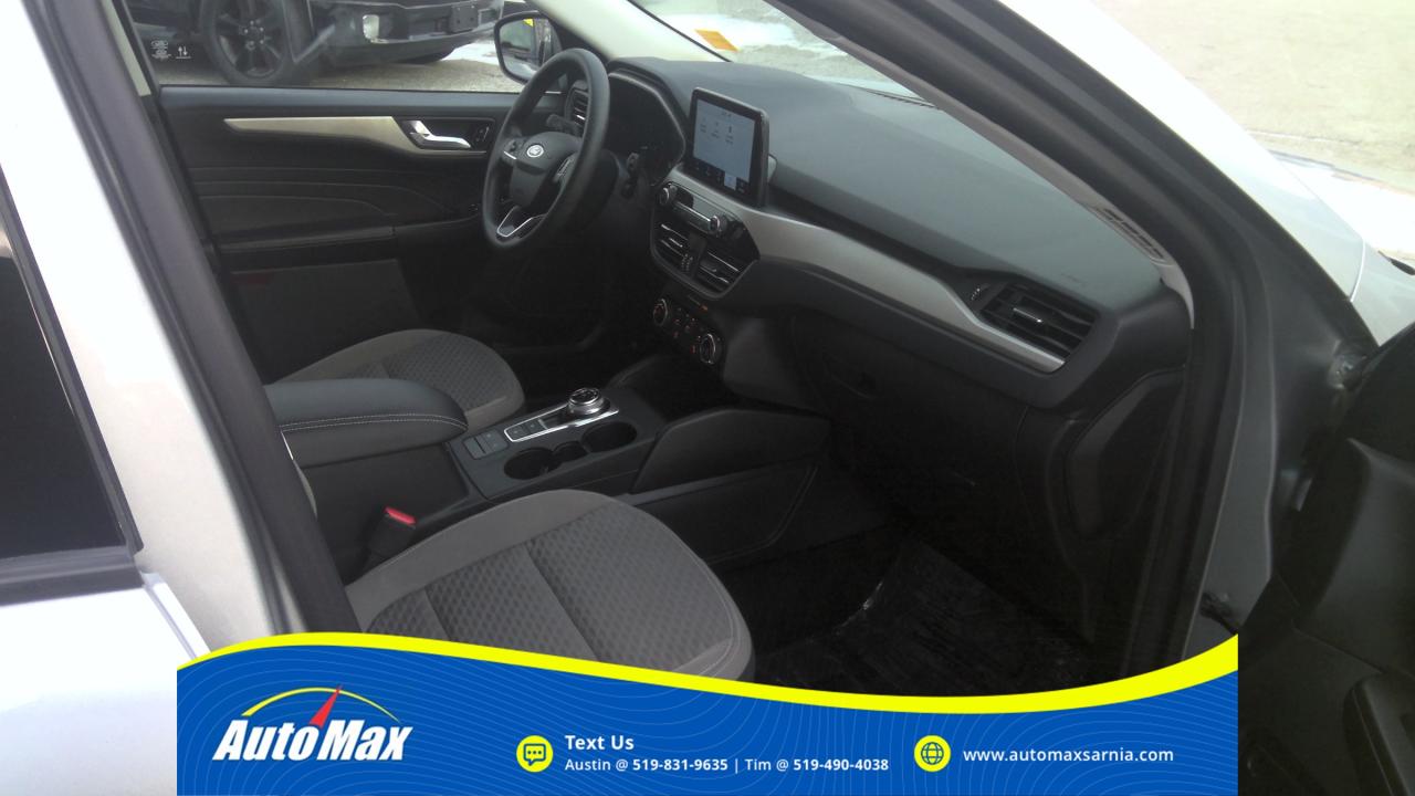 2021 Ford Escape SE 4dr All-Wheel Drive Photo