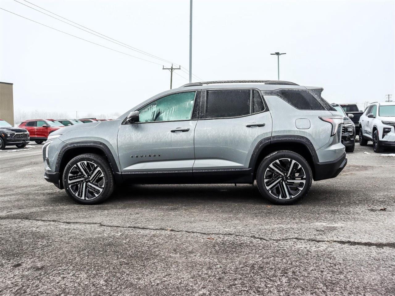 2026 Chevrolet Equinox AWD RS Photo2