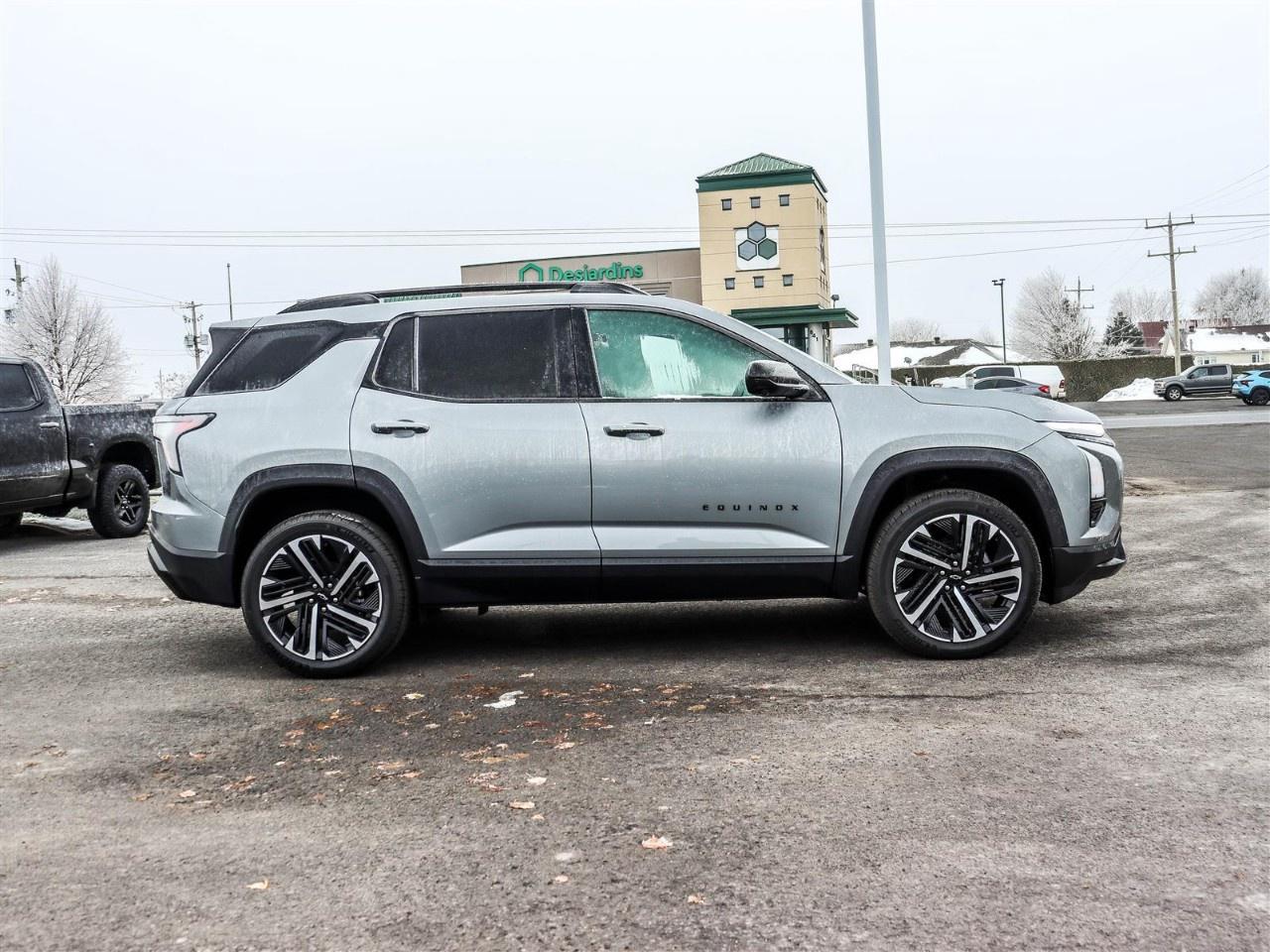 2026 Chevrolet Equinox AWD RS Photo4