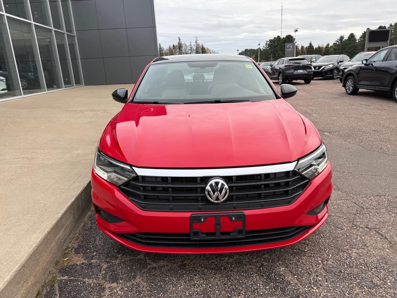 2019 Volkswagen Jetta 1.4 TSI Highline (A8) 4dr Sedan Photo4