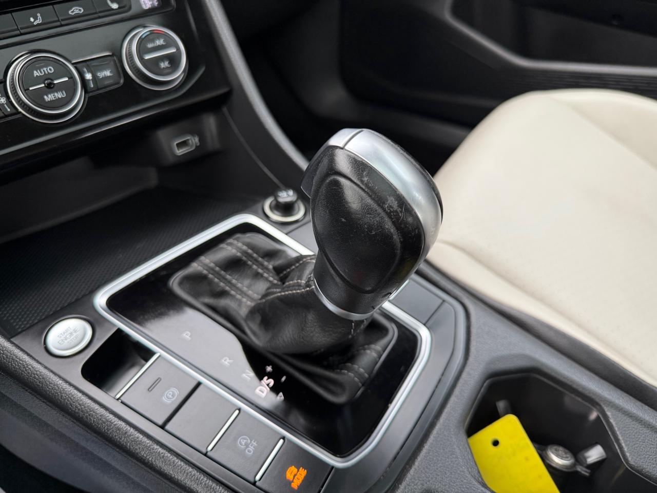 2019 Volkswagen Jetta 1.4 TSI Highline (A8) 4dr Sedan Photo