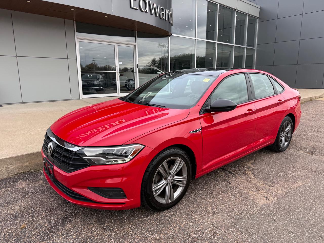 2019 Volkswagen Jetta 1.4 TSI Highline (A8) 4dr Sedan Photo2
