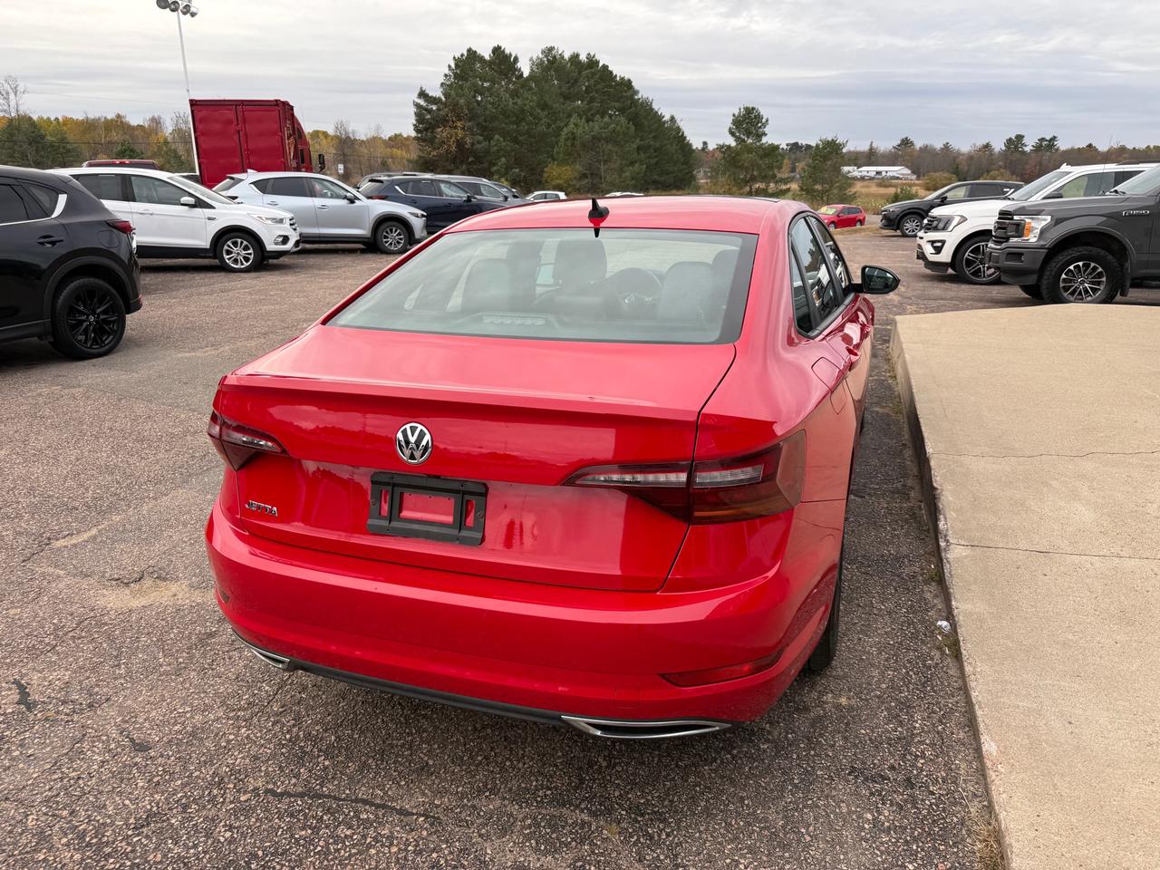 2019 Volkswagen Jetta 1.4 TSI Highline (A8) 4dr Sedan Photo
