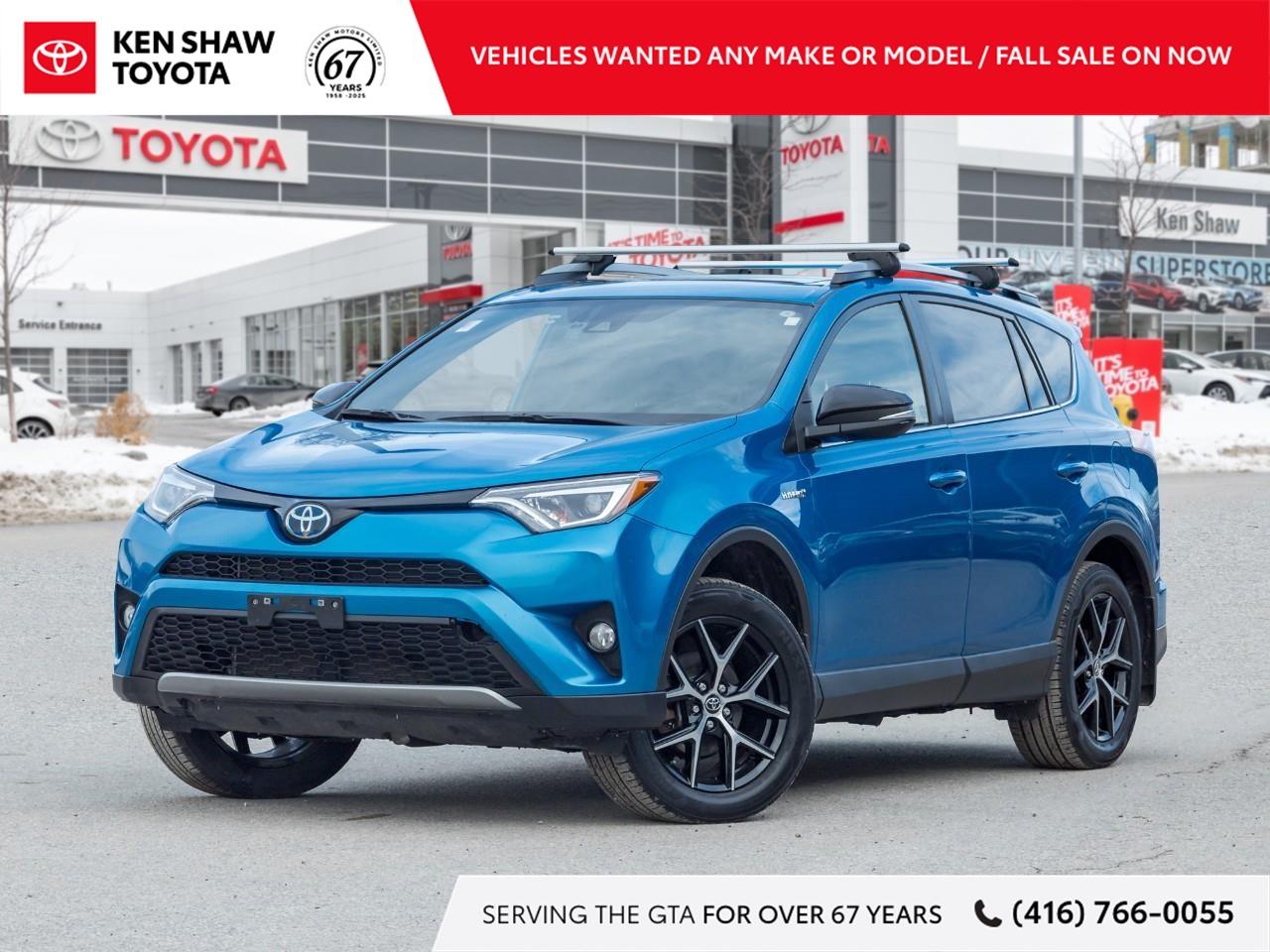 2017 Toyota RAV4 Hybrid SE 4dr All-Wheel Drive Photo0
