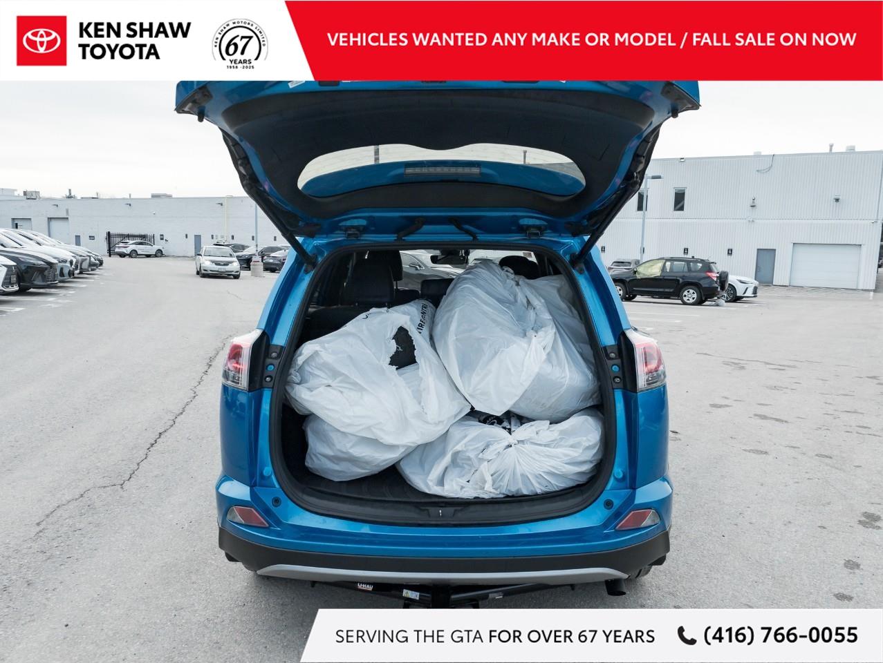 2017 Toyota RAV4 Hybrid SE 4dr All-Wheel Drive Photo