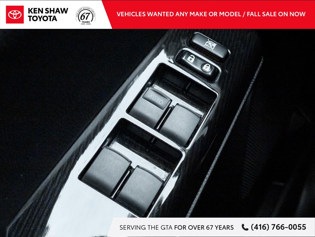 2017 Toyota RAV4 Hybrid SE 4dr All-Wheel Drive Photo