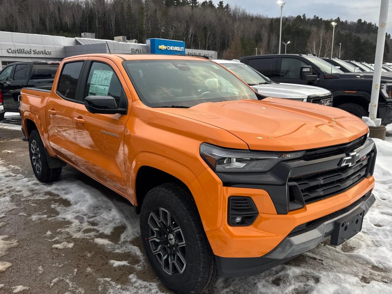 2026 Chevrolet Colorado Crew Cab Short Box 4-Wheel Drive Z71 Photo2