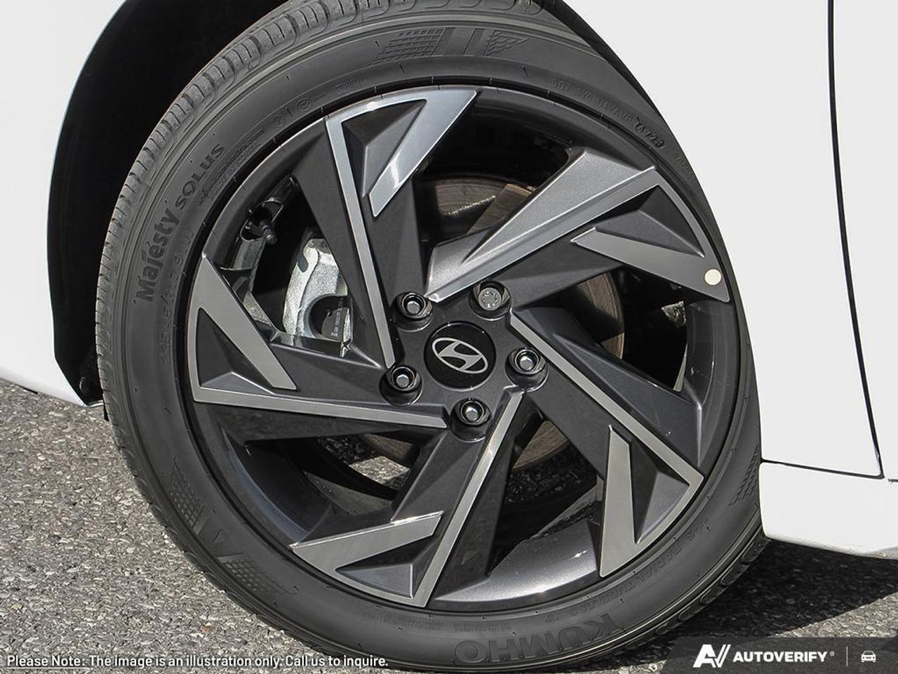 2026 Hyundai Elantra HEV Luxury 4dr Sedan Photo