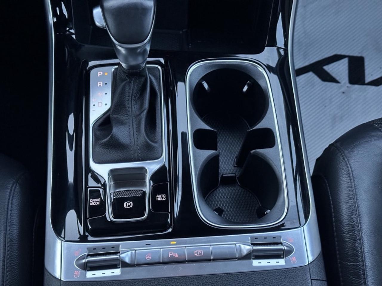 2023 Kia Carnival SX Photo