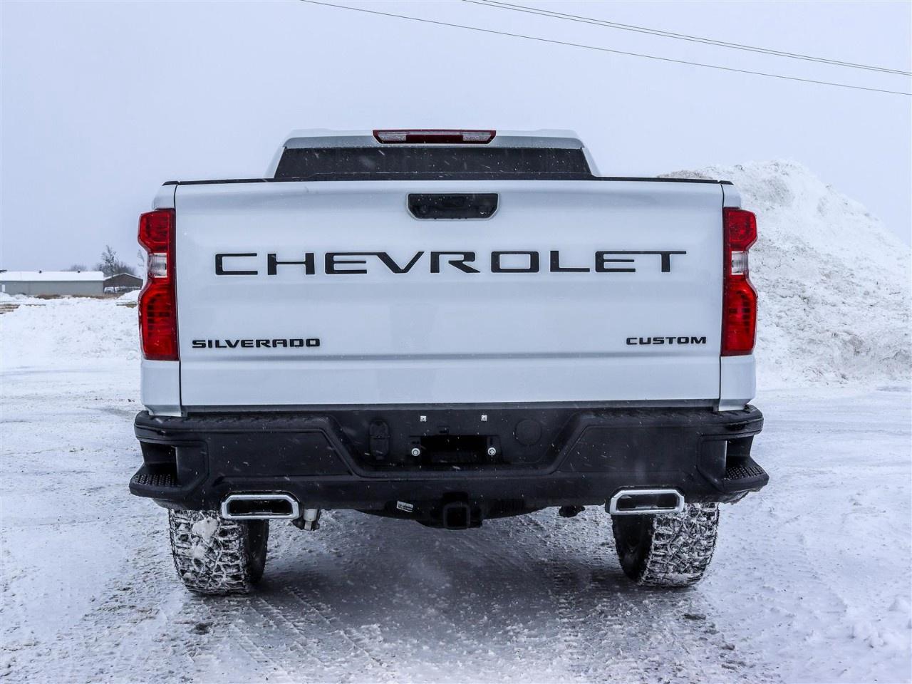 2026 Chevrolet Silverado 1500 Crew Cab Short Box 4-Wheel Drive Custom Trail Boss Photo