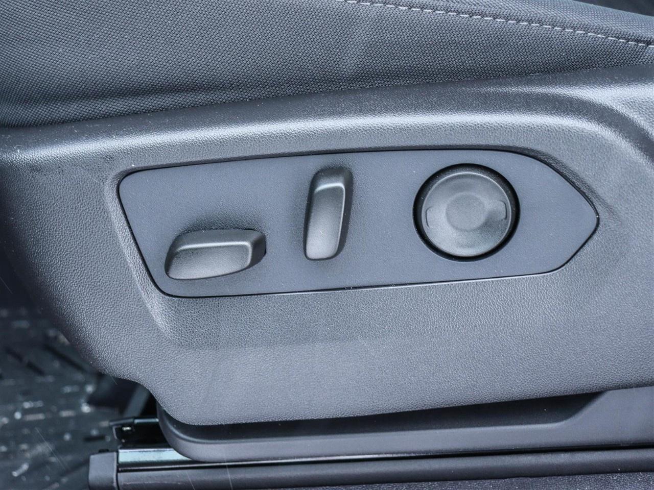 2026 Chevrolet Silverado 1500 Crew Cab Short Box 4-Wheel Drive Custom Trail Boss Photo