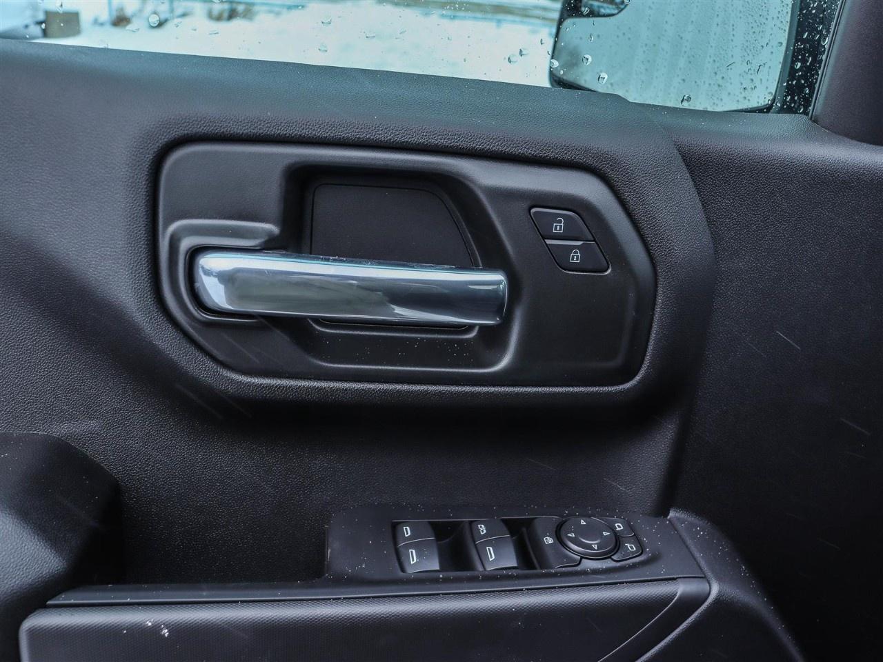 2026 Chevrolet Silverado 1500 Crew Cab Short Box 4-Wheel Drive Custom Trail Boss Photo