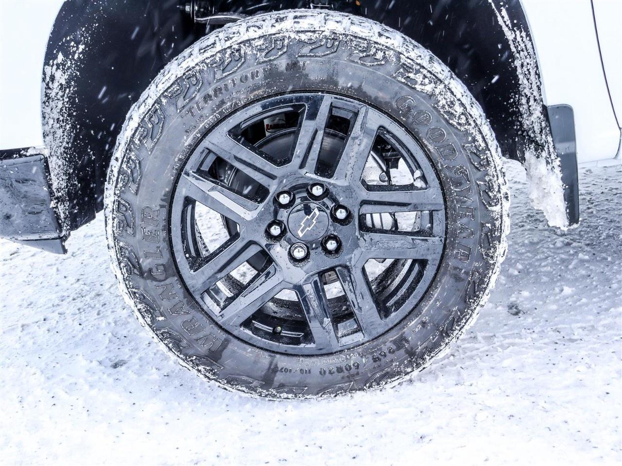 2026 Chevrolet Silverado 1500 Crew Cab Short Box 4-Wheel Drive Custom Trail Boss Photo