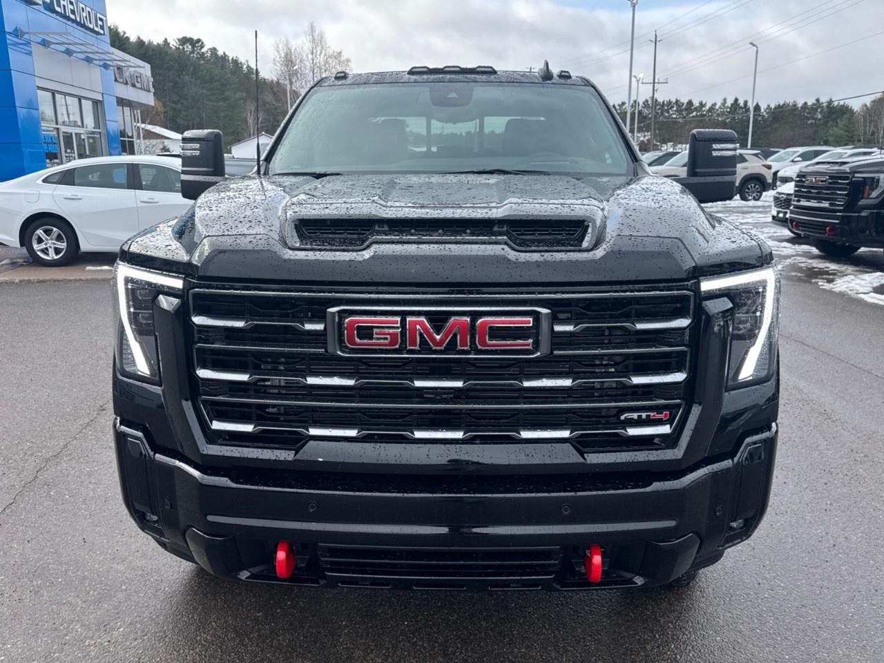 2026 GMC SIERRA 2500HD Crew Cab Standard Box 4-Wheel Drive AT4 Photo