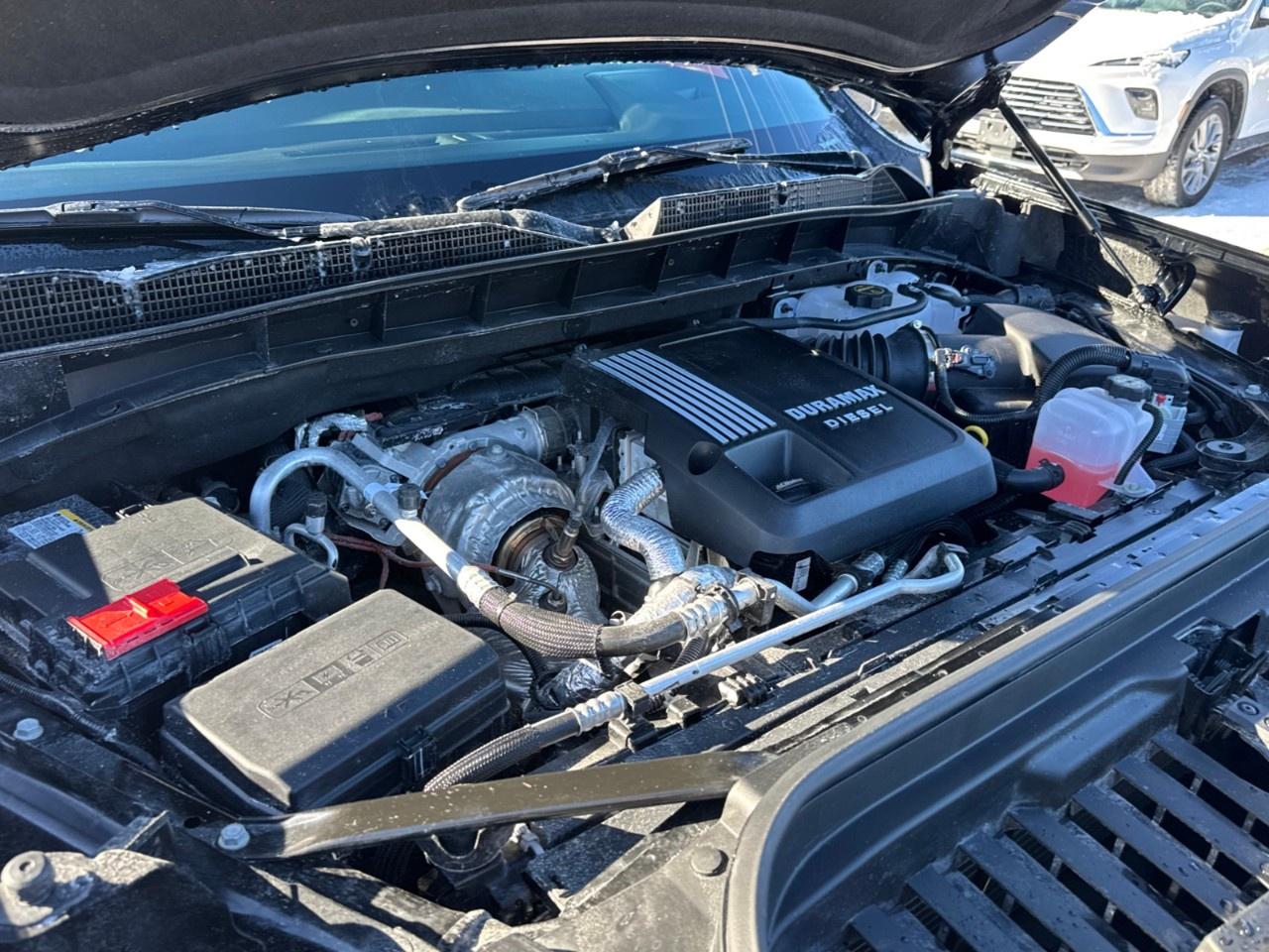 2026 GMC Sierra 1500 Crew Cab Short Box 4-Wheel Drive AT4 Photo