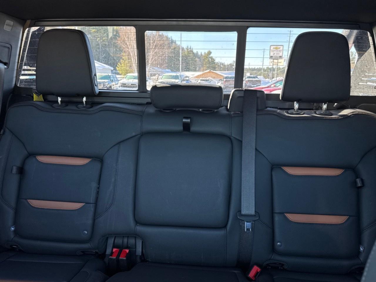 2026 GMC Sierra 1500 Crew Cab Short Box 4-Wheel Drive AT4 Photo