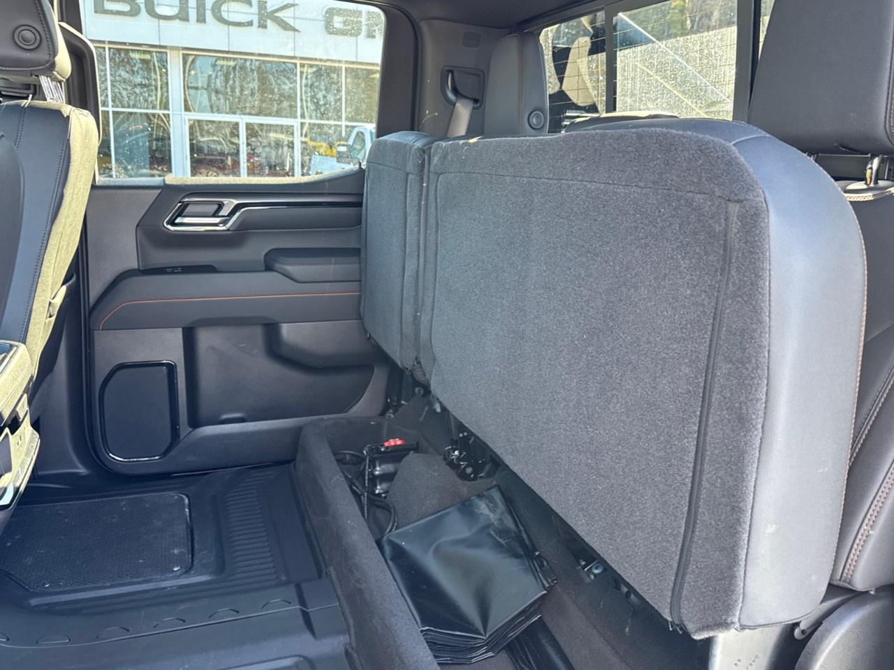 2026 GMC Sierra 1500 Crew Cab Short Box 4-Wheel Drive AT4 Photo