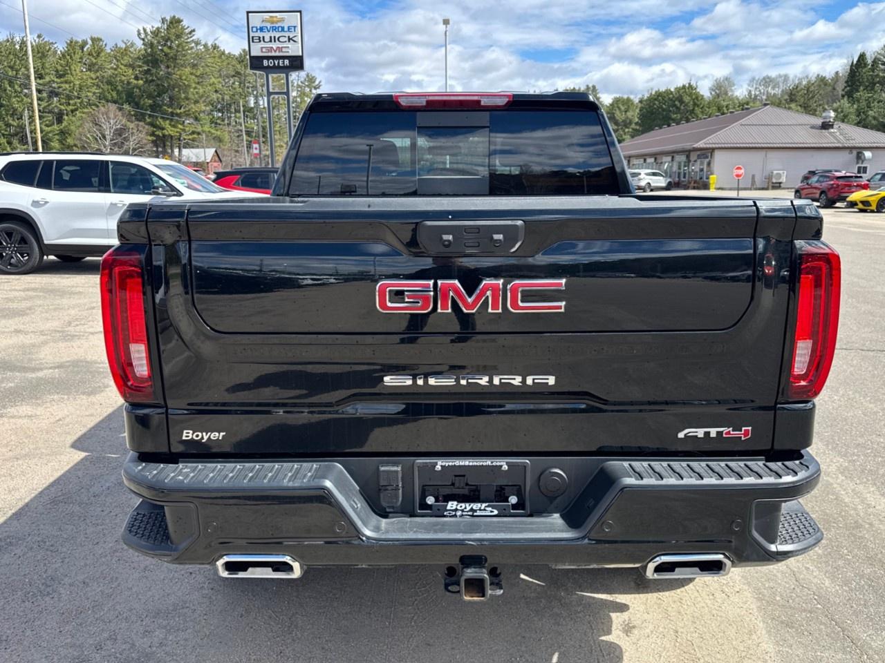 2026 GMC Sierra 1500 Crew Cab Short Box 4-Wheel Drive AT4 Photo