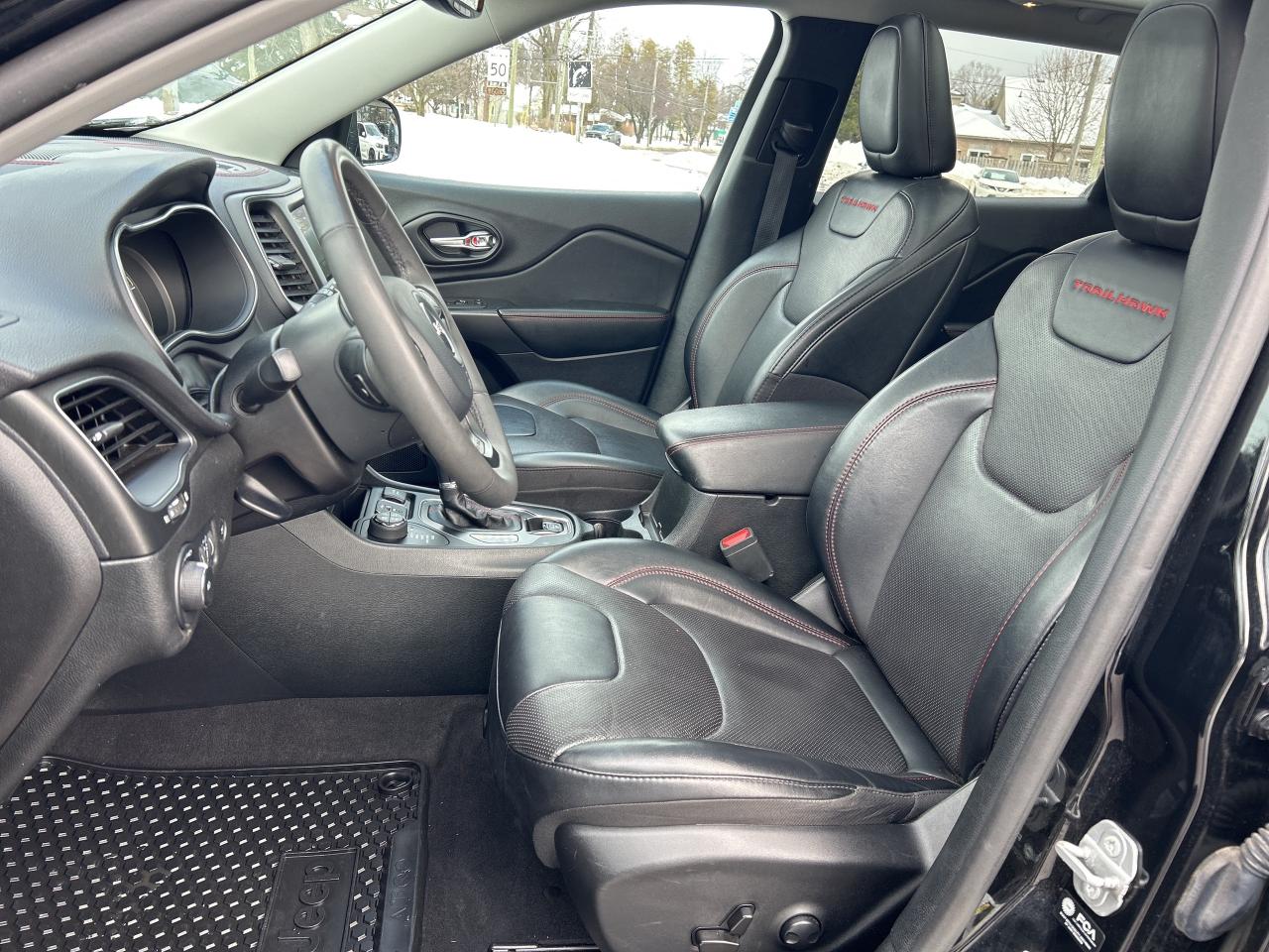 2022 Jeep Cherokee Trailhawk  3.2L/4X4/NAVIGATION  CALL PICTON 76K Photo