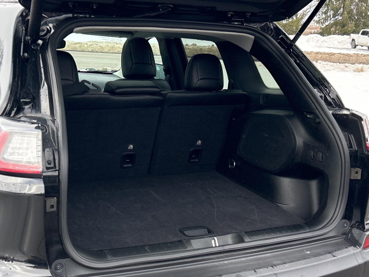 2022 Jeep Cherokee Trailhawk  3.2L/4X4/NAVIGATION  CALL PICTON 76K Photo