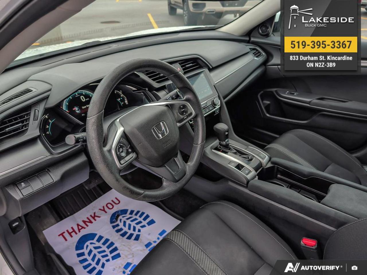 2017 Honda Civic LX (CVT) 4dr Sedan Photo