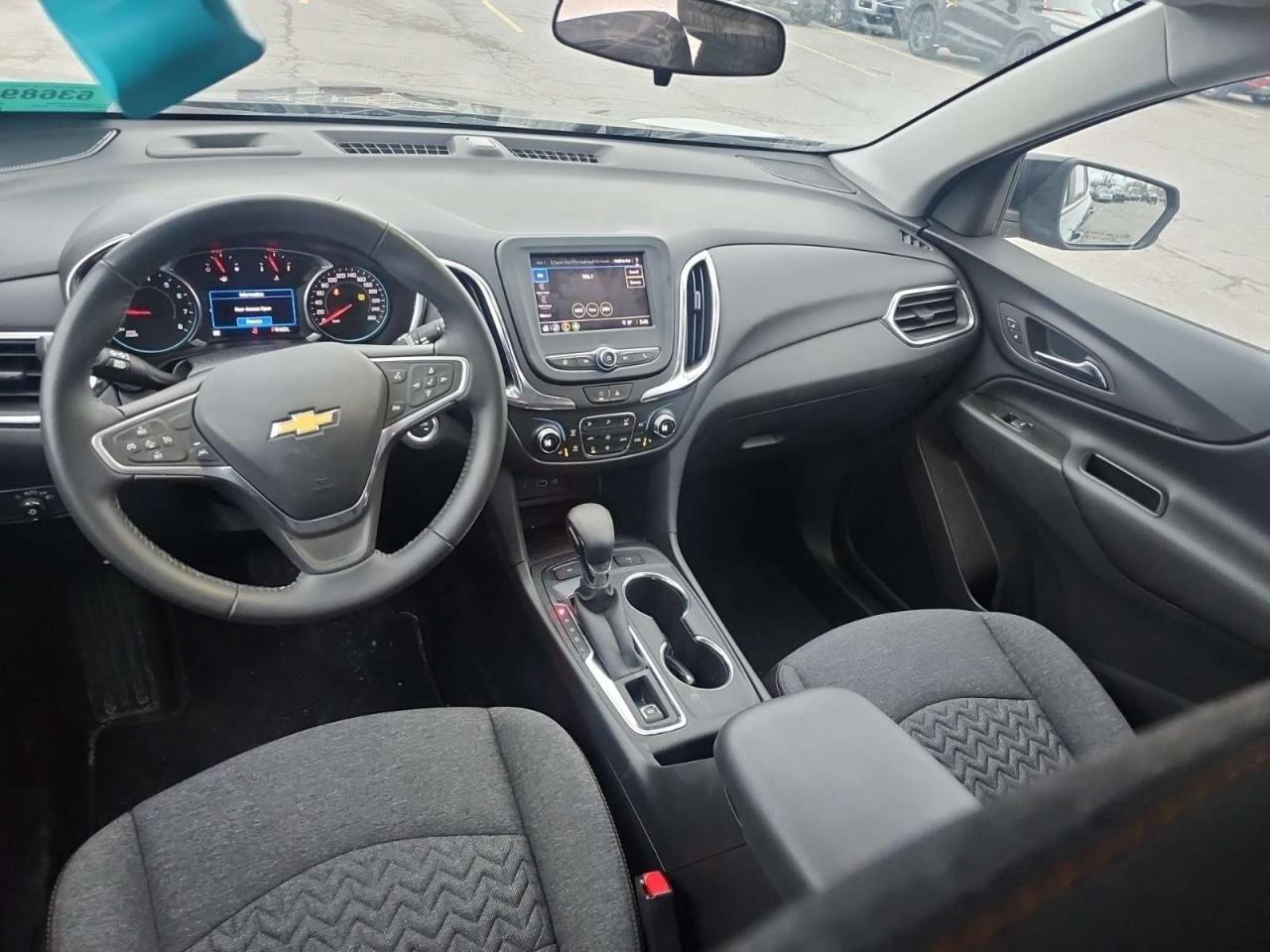 2022 Chevrolet Equinox LT w/1LT All-Wheel Drive Photo