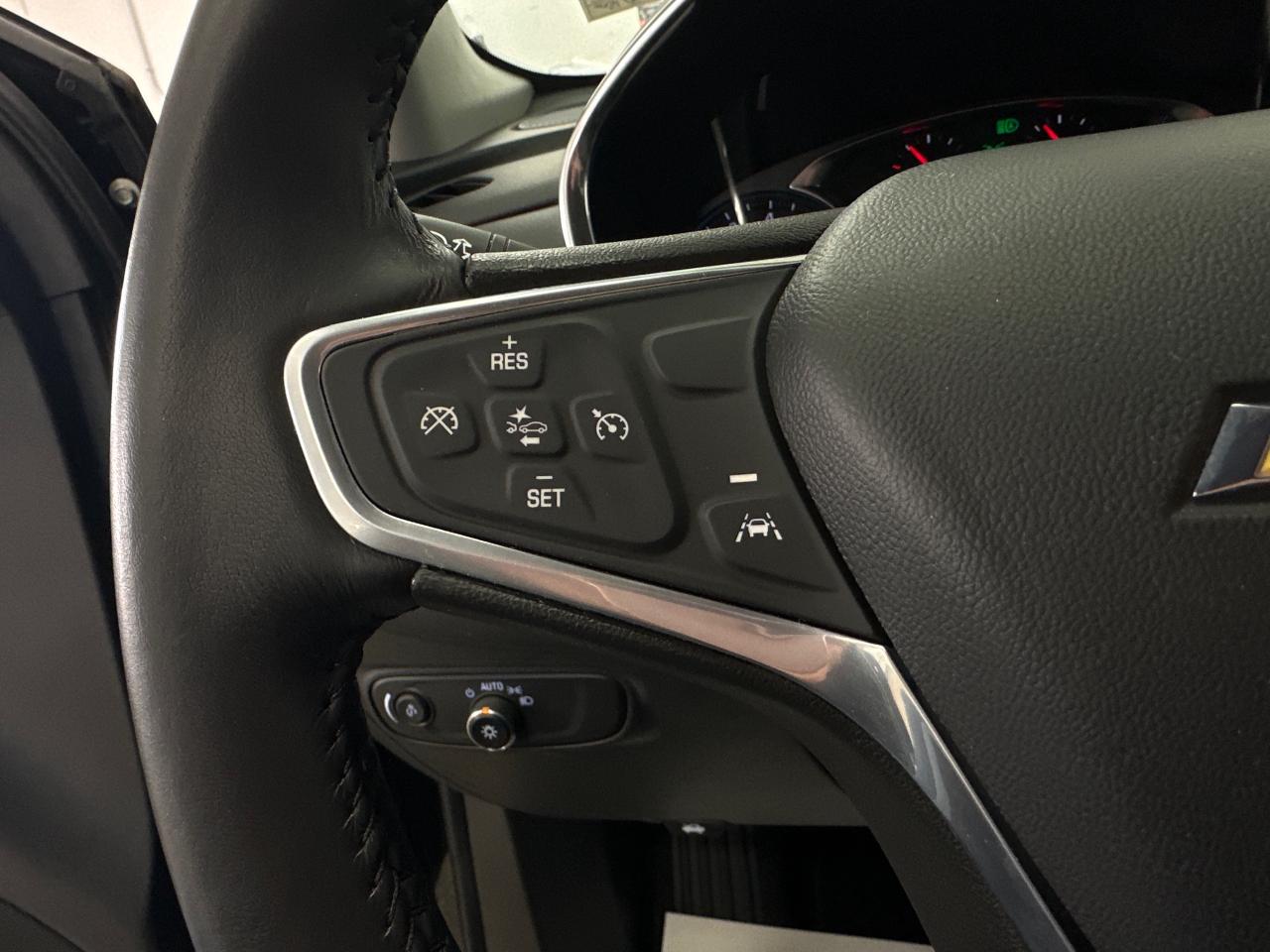 2022 Chevrolet Equinox LT w/1LT All-Wheel Drive Photo