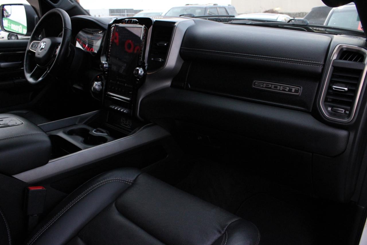 2020 RAM 1500 Sport Crew Cab 4WD Moonroof One Owner Photo