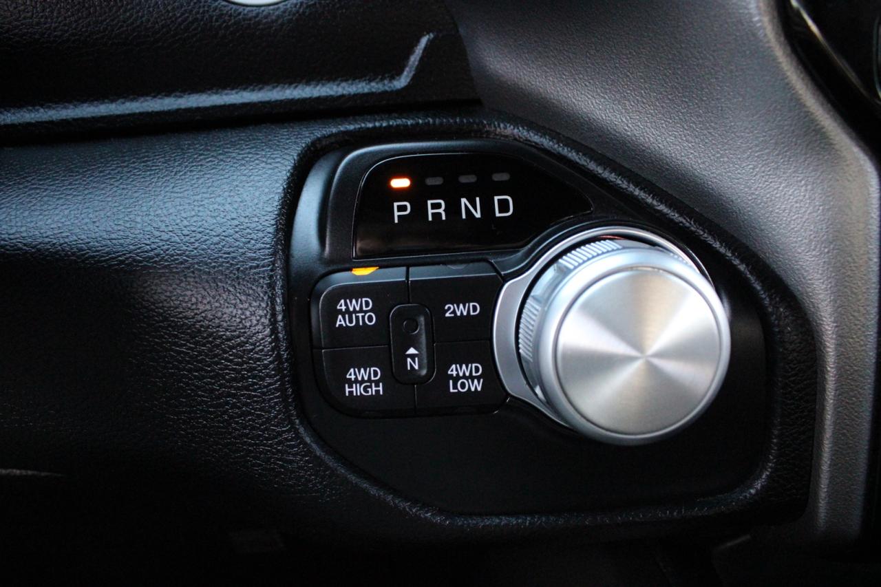 2020 RAM 1500 Sport Crew Cab 4WD Moonroof One Owner Photo